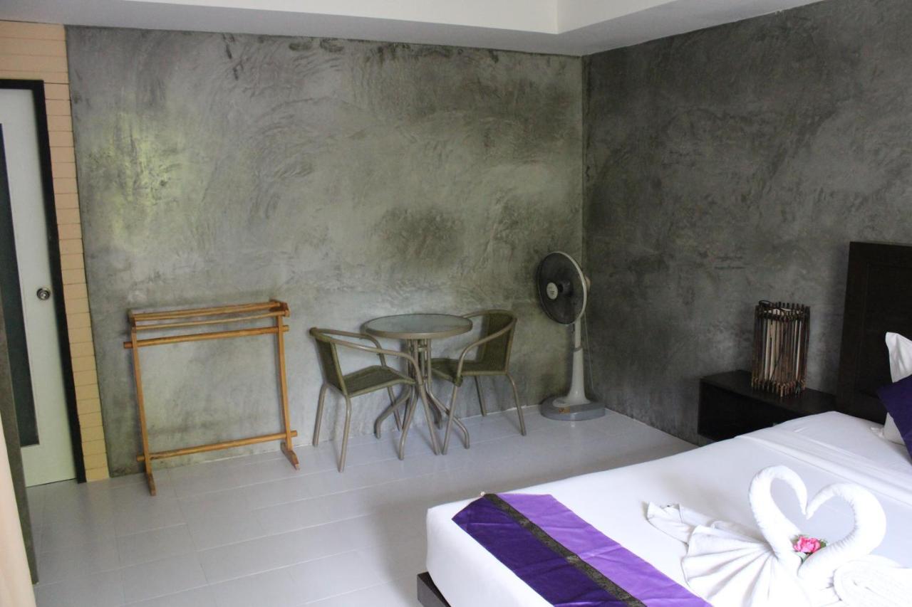 B Happy Resort - Sha Extraplus Kamala Beach Buitenkant foto