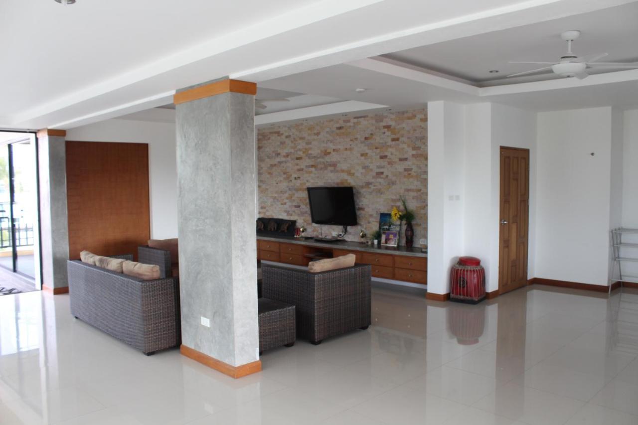 B Happy Resort - Sha Extraplus Kamala Beach Buitenkant foto