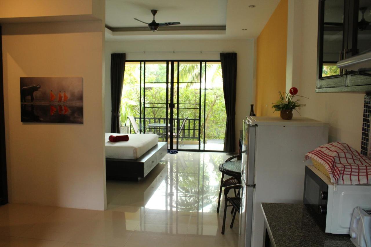 B Happy Resort - Sha Extraplus Kamala Beach Buitenkant foto