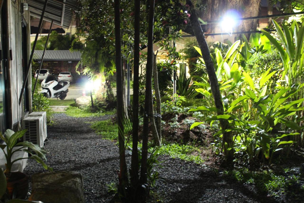 B Happy Resort - Sha Extraplus Kamala Beach Buitenkant foto