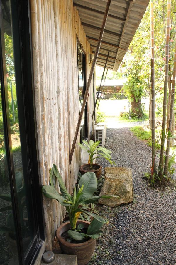 B Happy Resort - Sha Extraplus Kamala Beach Buitenkant foto